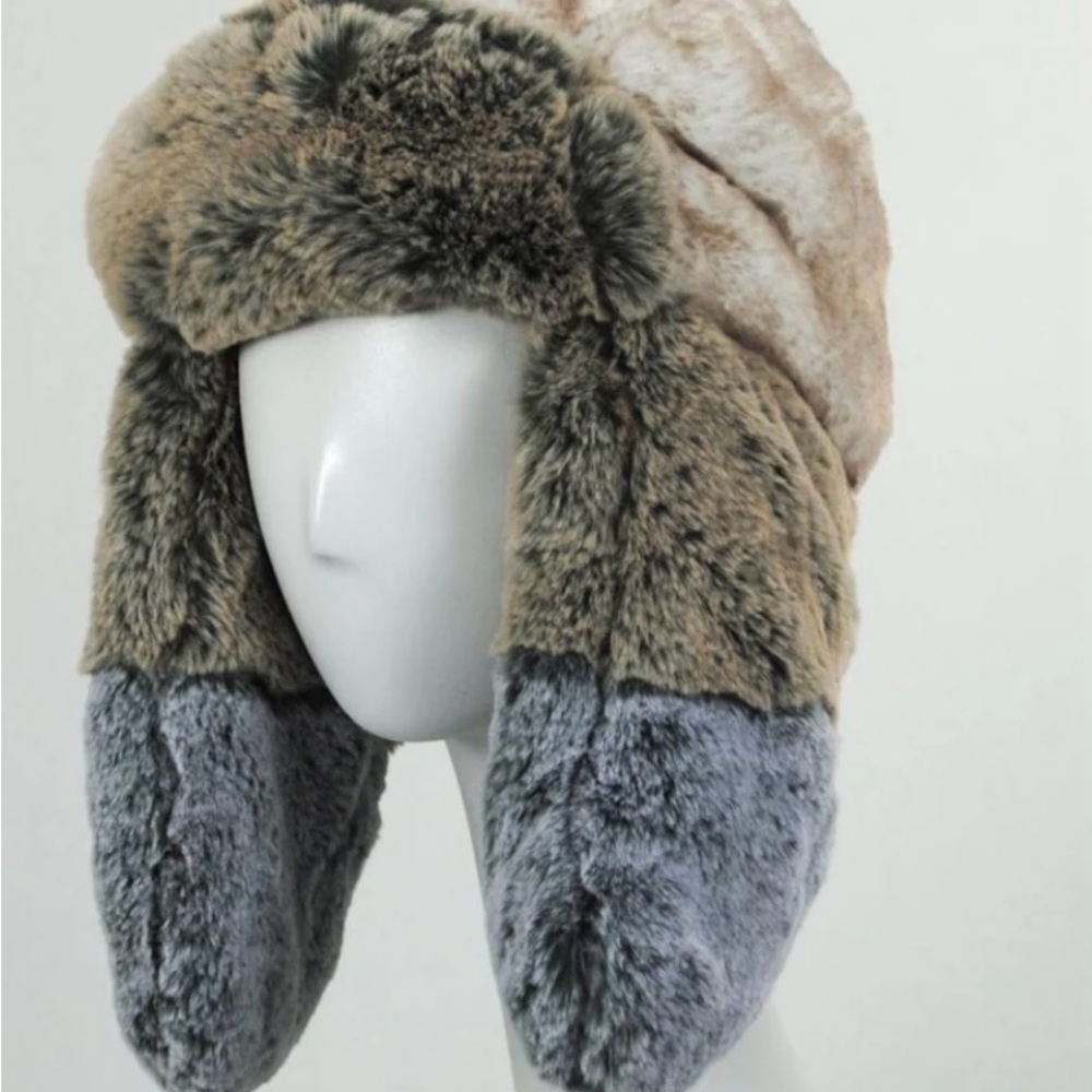 Kangol XL fur trapper hat, not real fur